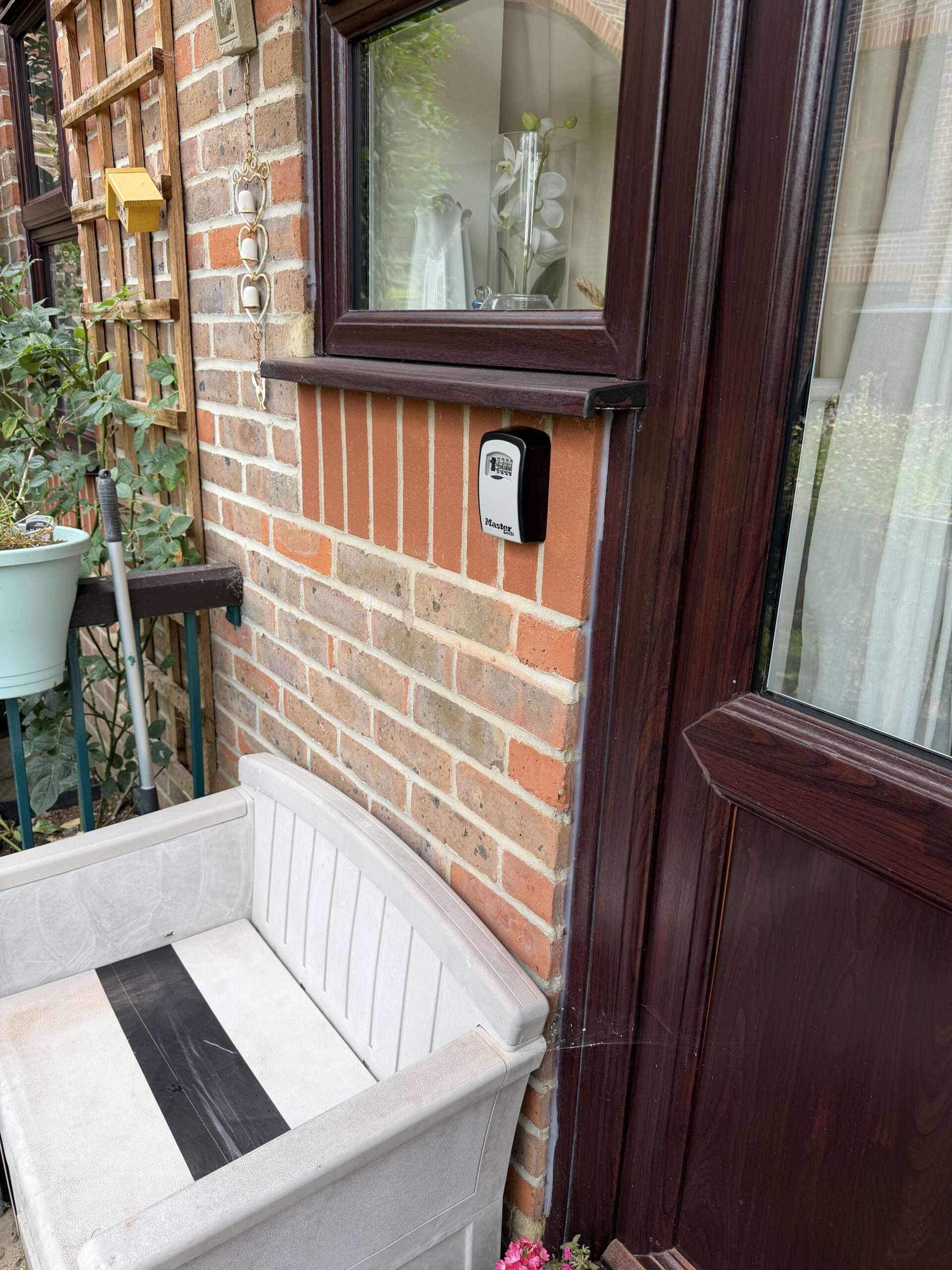 upvc door repairs in Reigate RH2